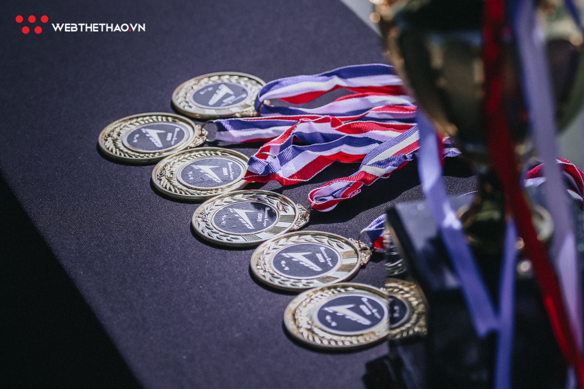 Khai mạc giải Bóng rổ 4x4 Vstar League 2019: Cháy hết mình cùng quả bóng cam bất chấp cái nắng chói chang Khai mạc giải Bóng rổ 4x4 Vstar League 2019: Cháy hết mình cùng quả bóng cam bất chấp cái nắng chói chang